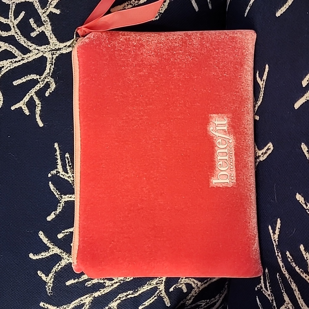 Give A Glam Benefit zippered cosmetic bag